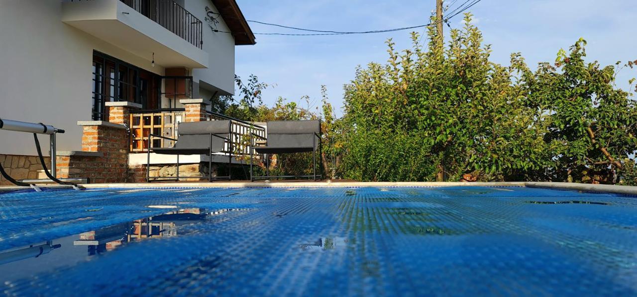 Къща За Гости Каза Роза - Swiss Style Chalet Casa Rosa Guest House Kyustendil Exterior foto